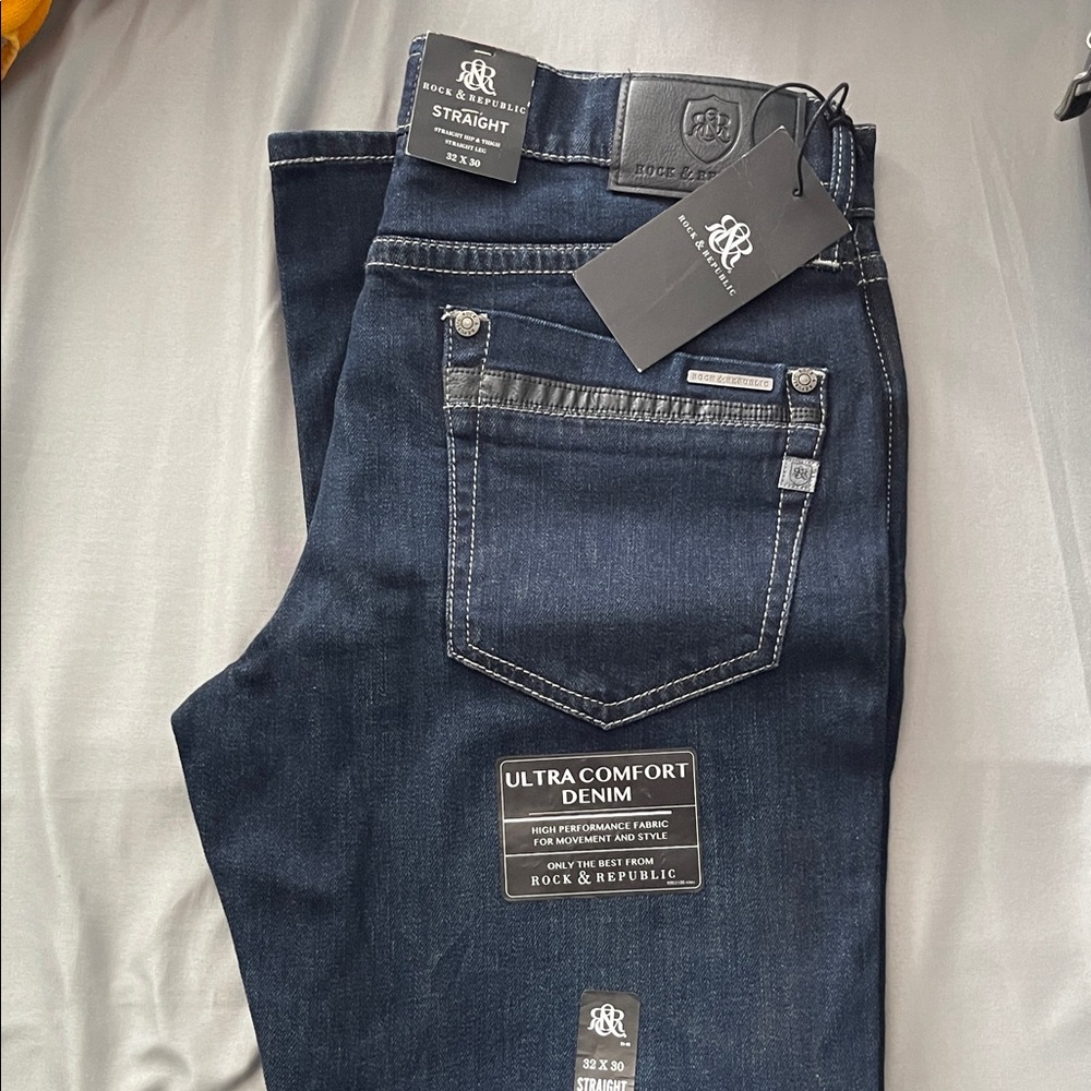 Rock & Republic Men's Midnight Blue Straight Jeans